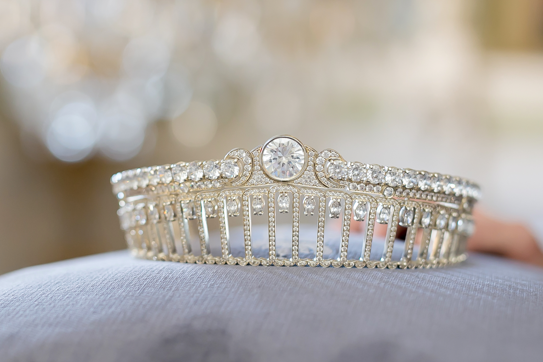 Anthemion tiara